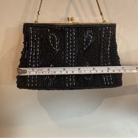 Beaded Evening Bag Coin Closure Made in Hong Kong Gold Tone Trim Chain Clutch - Picture 3 of 13